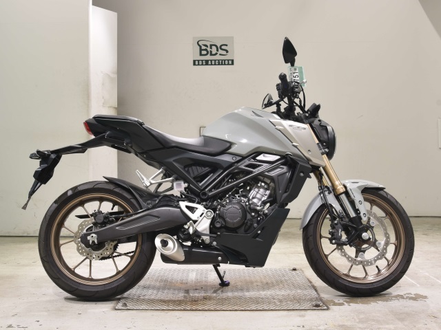 Honda CB125R