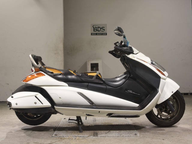 Suzuki GEMMA250