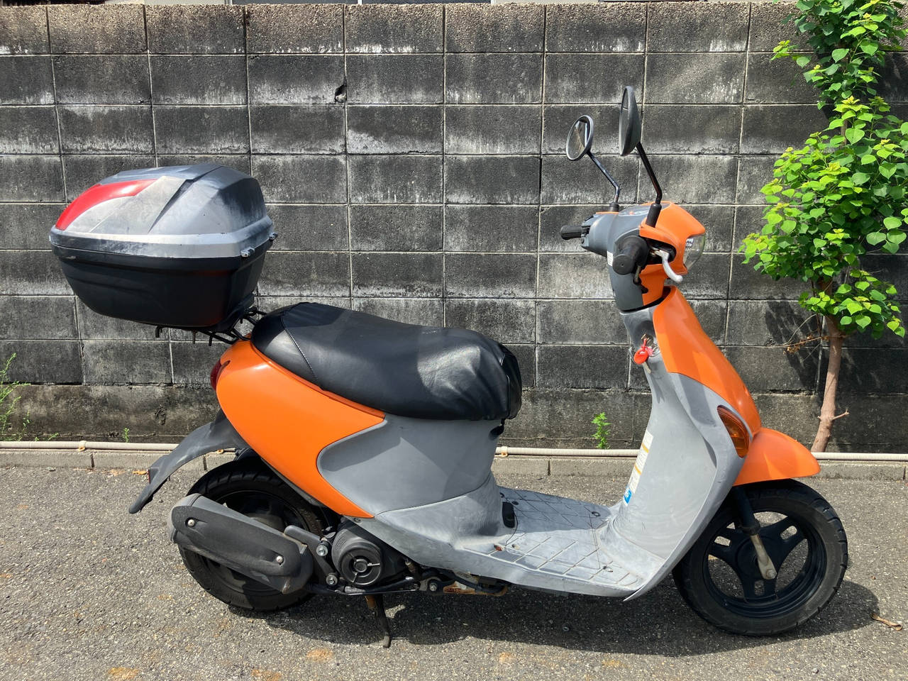 Suzuki LETS4