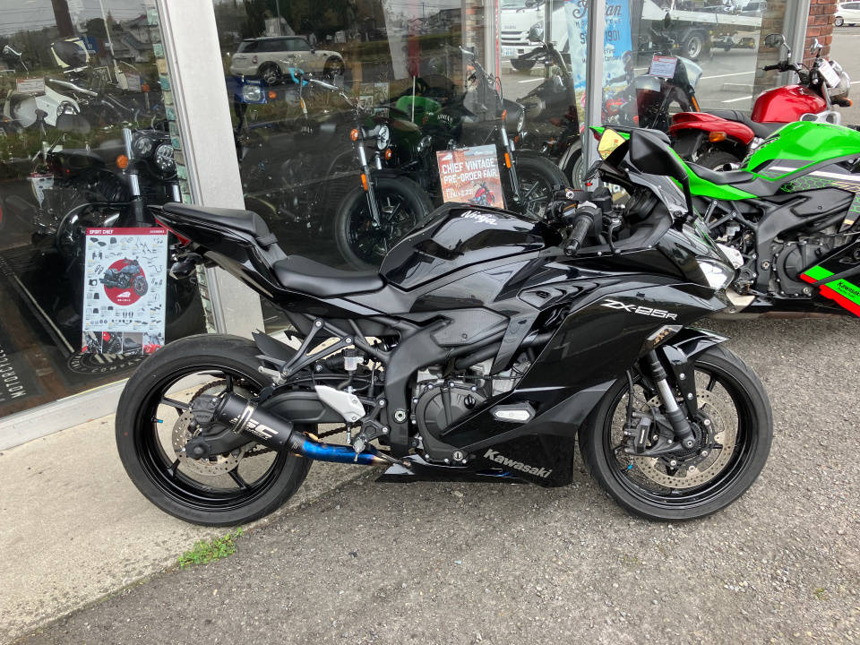 7282] Kawasaki NINJA ZX-25R - ZX250E-A20780