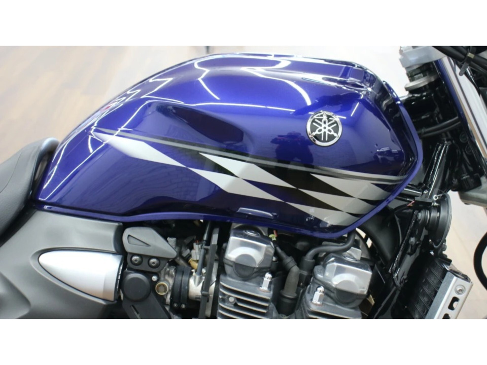 Yamaha XJR1300 — фото 4