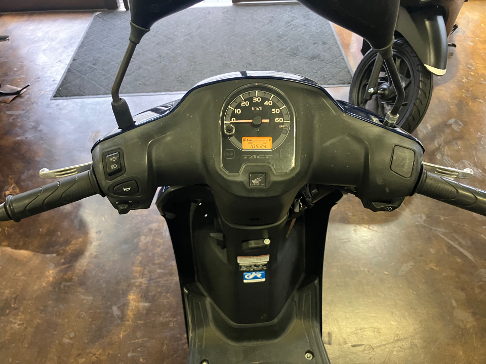Honda TACT BASIC — фото 3