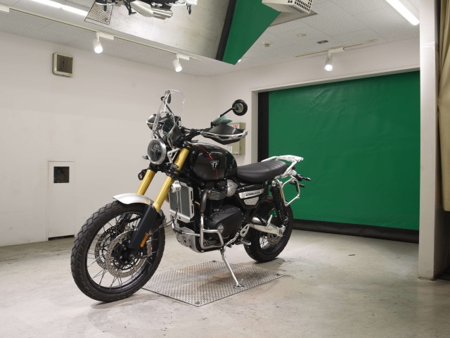 Triumph SCRAMBLER 1200 XE — фото 4