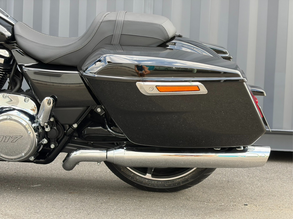 HD FLTRX ROAD GLIDE LIGHT — фото 11