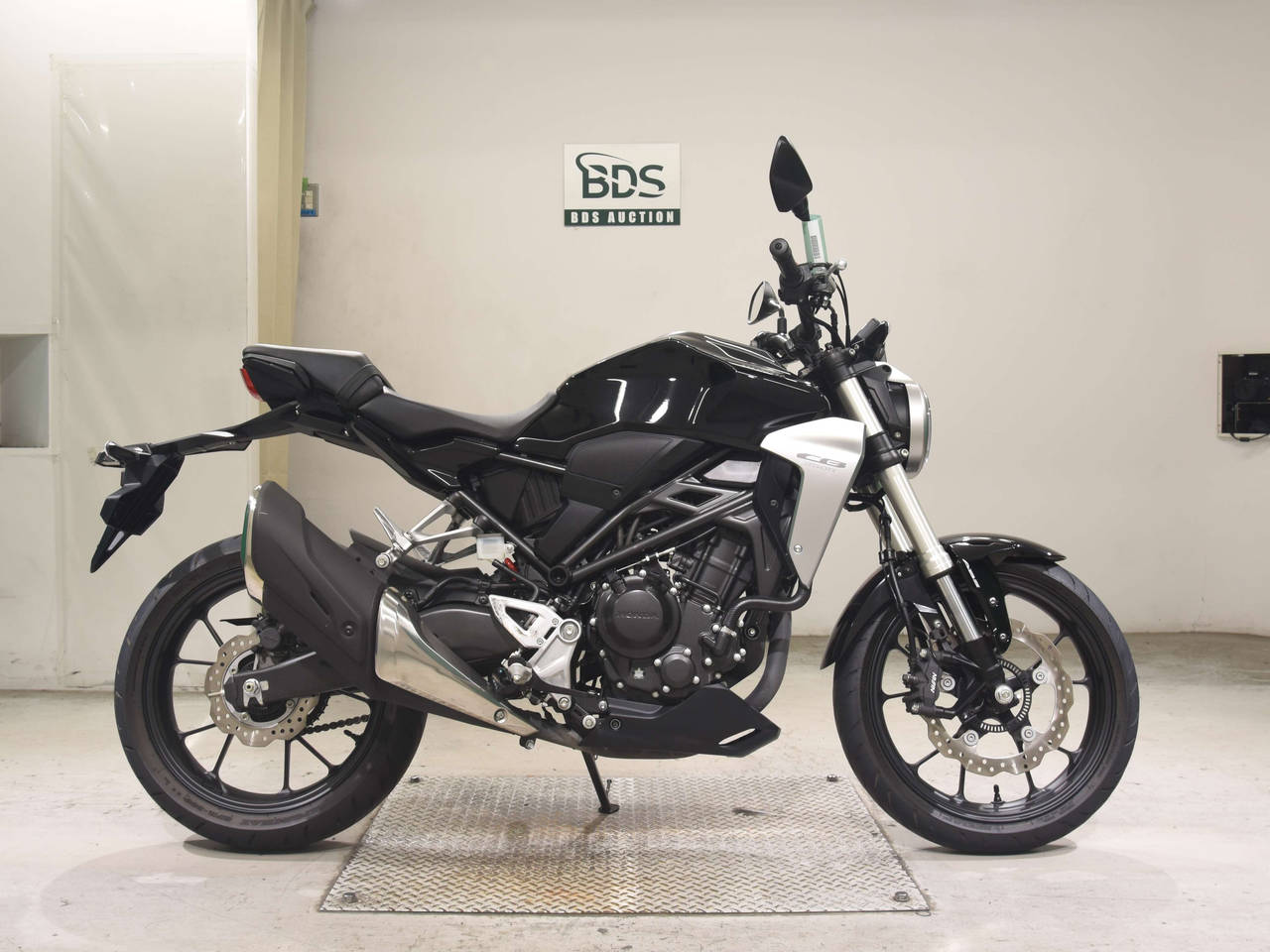 Honda CB250R