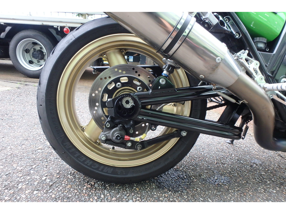 Kawasaki ZRX1200R — фото 6