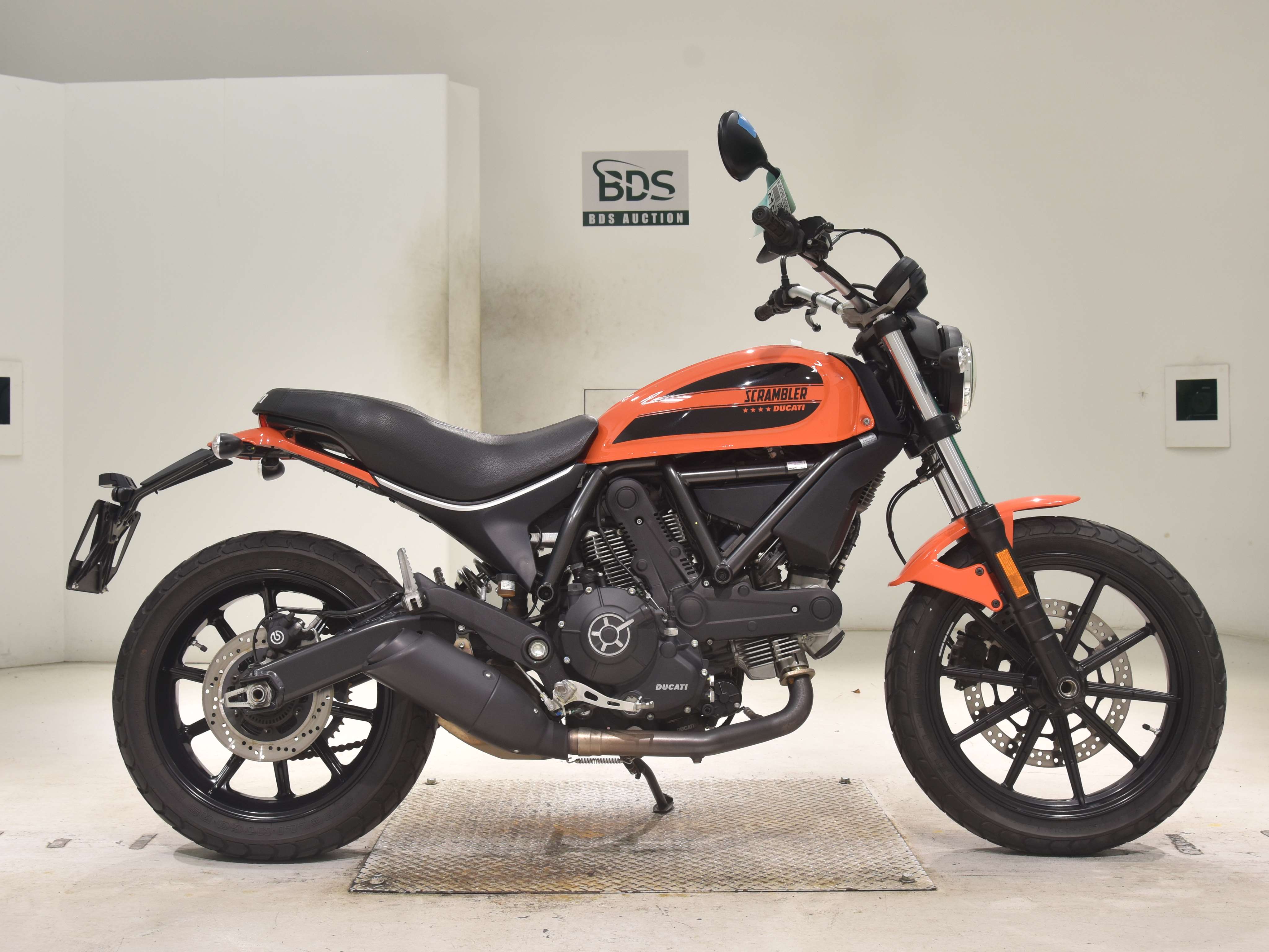 Ducati SCRAMBLER SIXTY2
