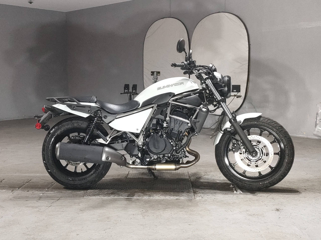 Kawasaki ELIMINATOR 400