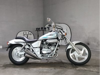 Honda MAGNA250
