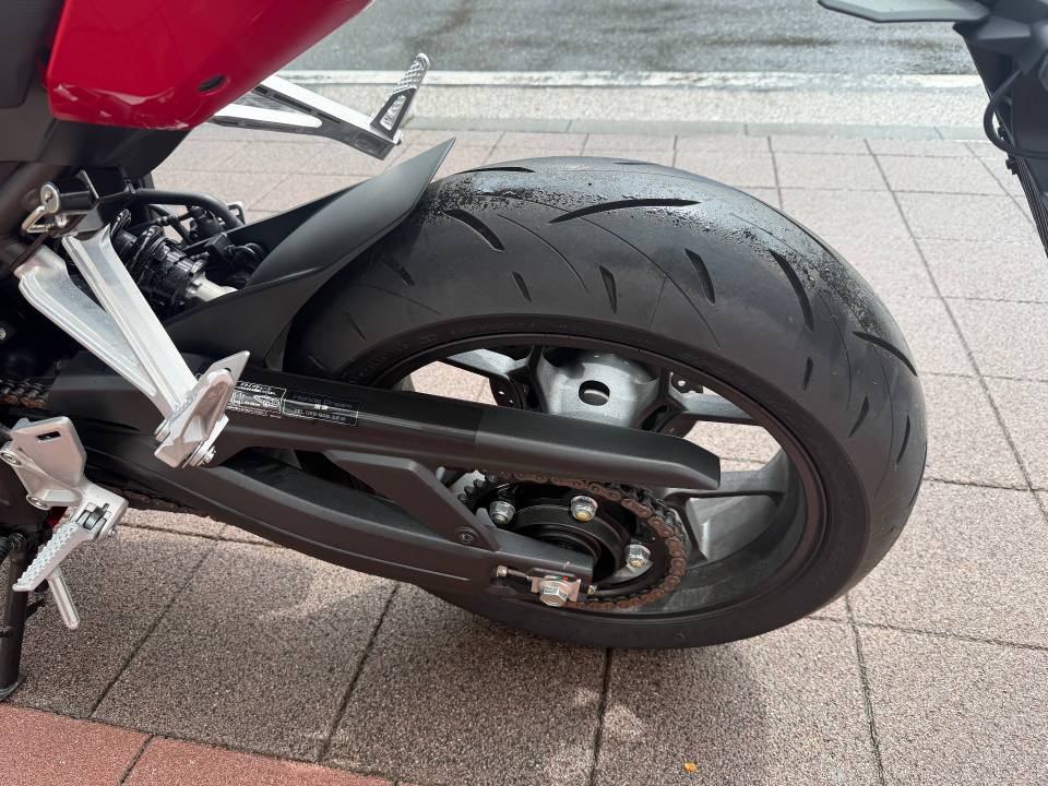 Honda CBR650R E-CLUTCH — фото 13