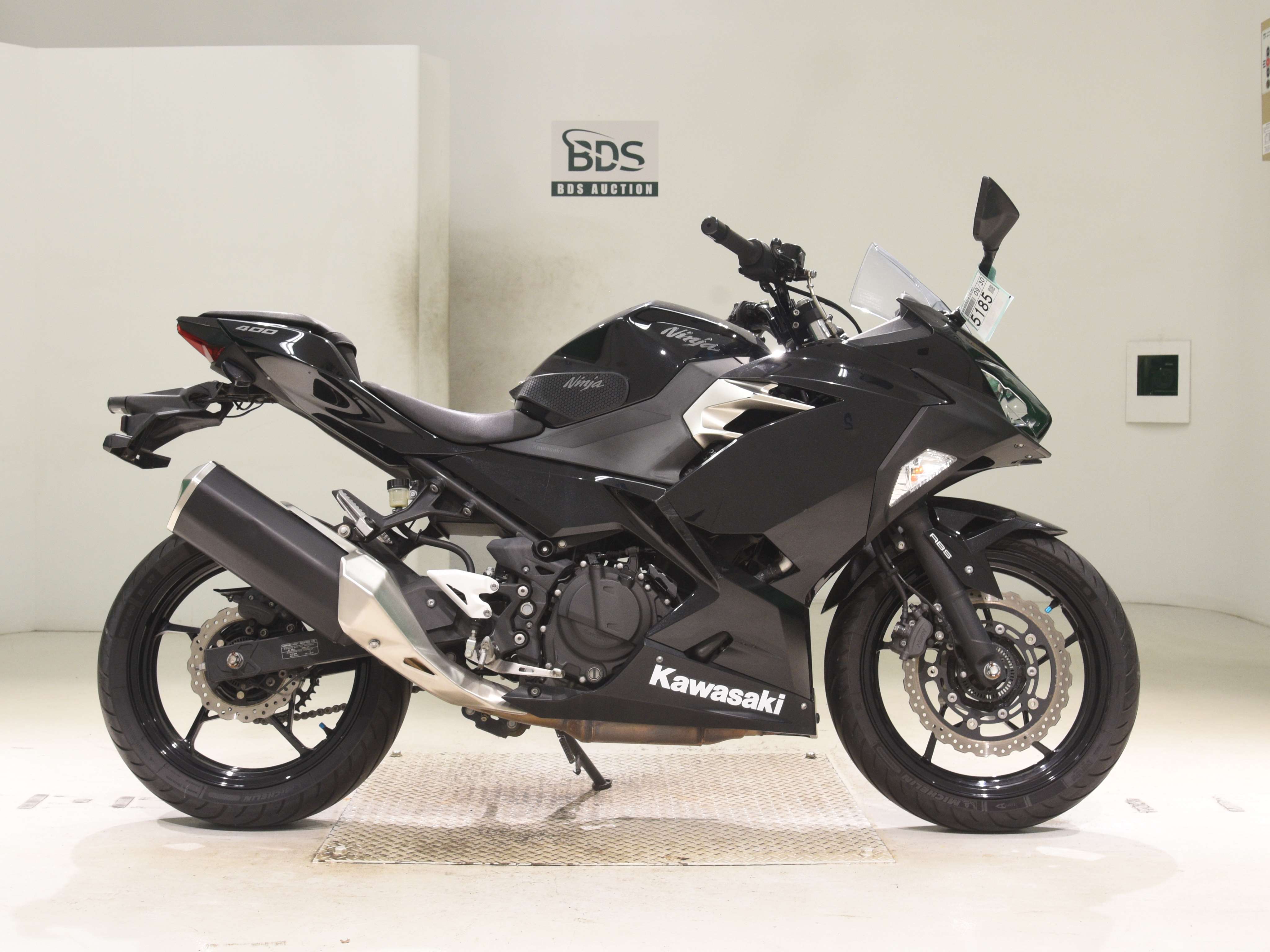 Kawasaki NINJA400