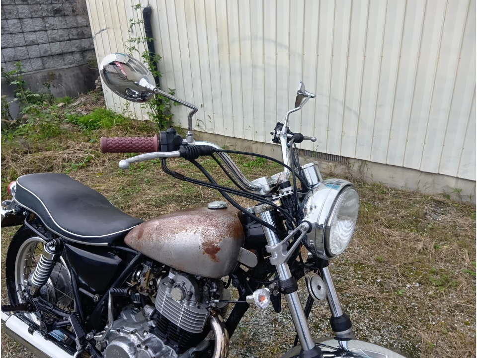 Yamaha SR400 — фото 5