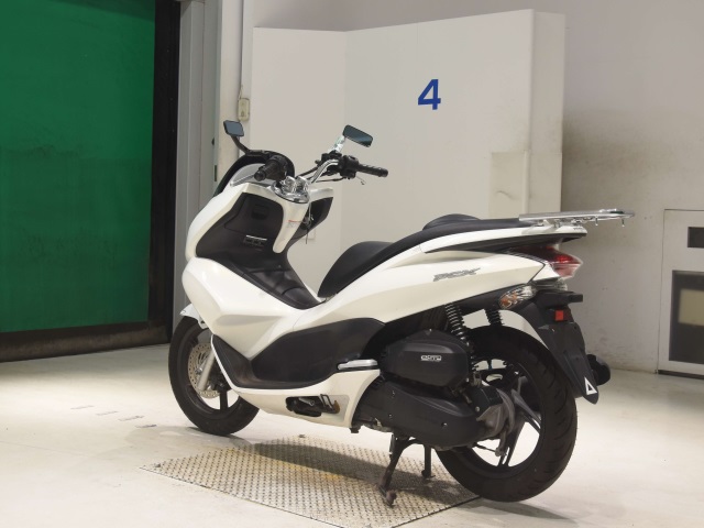 Honda PCX125 — фото 6