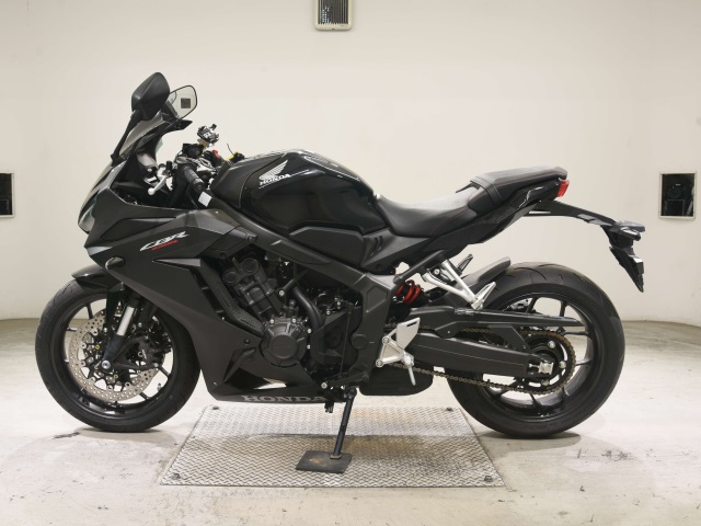 Honda CBR650R — фото 2