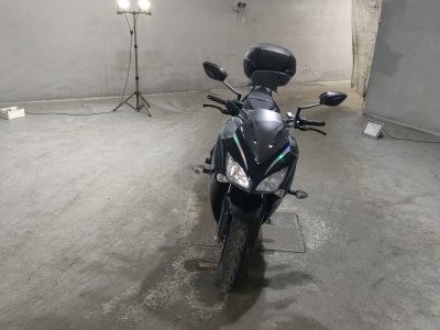 Suzuki GSX-S1000F — фото 3