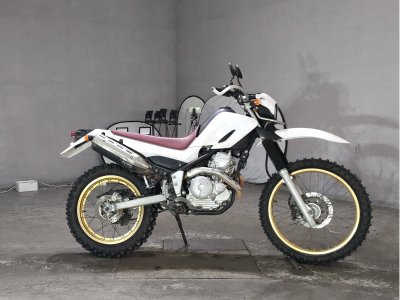 Yamaha SEROW XT250