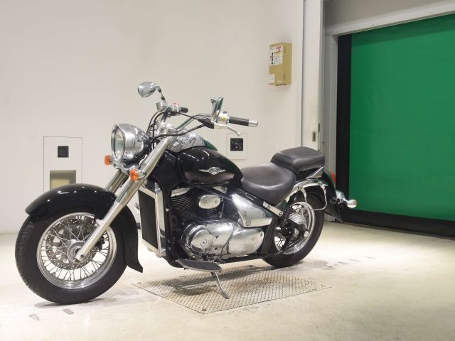 Suzuki INTRUDER 400 CLASSIC — фото 4