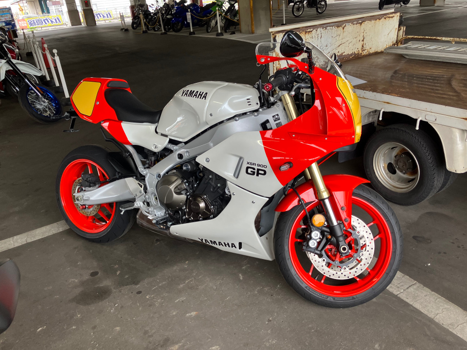 Yamaha XSR900 GP — фото 2