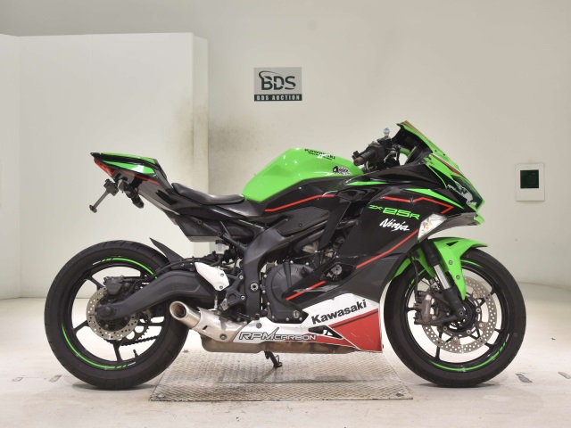 2527] Kawasaki NINJA ZX-25R - ZX250E-A16049