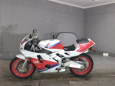 Honda CBR250RR — фото 2