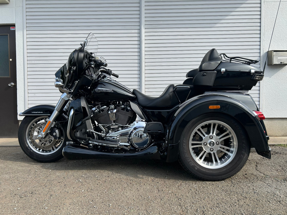 HD TRI GLIDE ULTRA CLASSIC FLHTCUTG1580 — фото 2