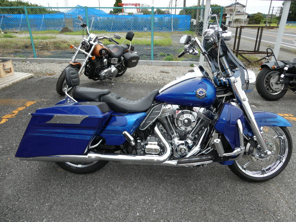 HD ROAD KING FLHR1800