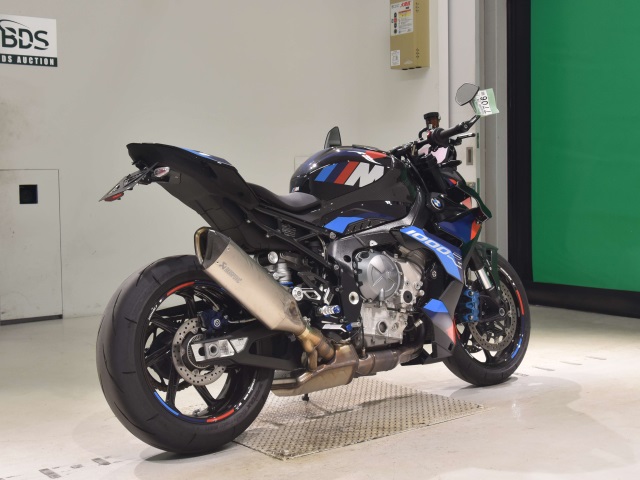 BMW M1000R — фото 5