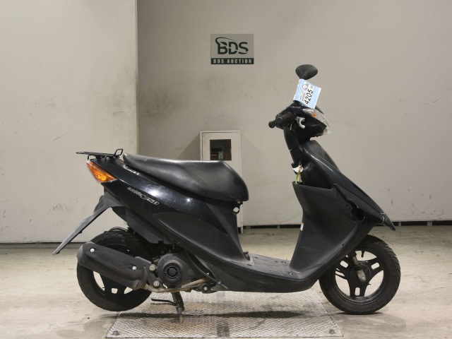 Suzuki ADDRESS V50