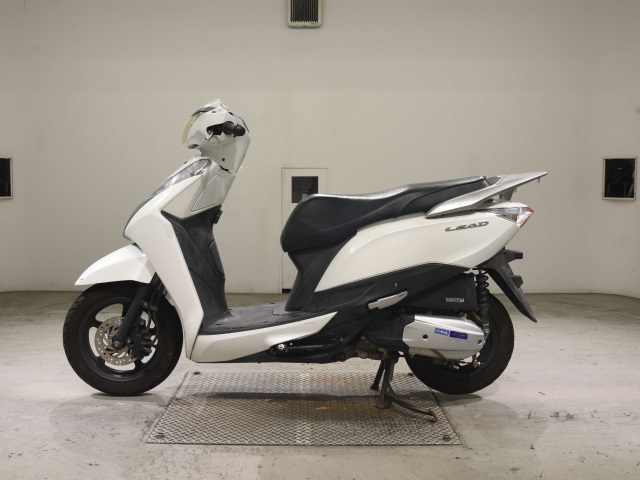 Honda LEAD125 — фото 2
