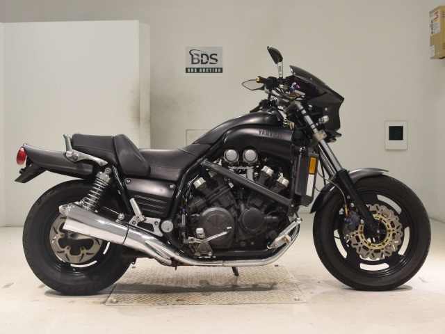 Yamaha V-MAX1200