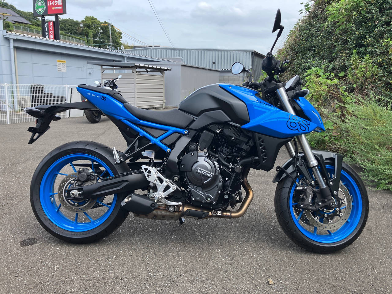 Suzuki GSX-8S
