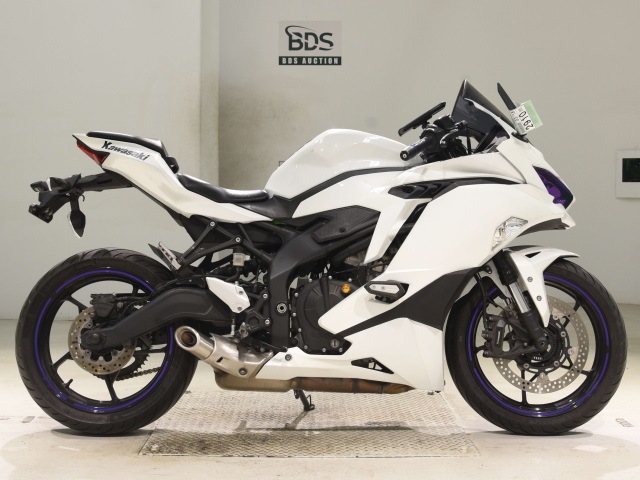 2910] Kawasaki NINJA ZX-25R - ZX250E-A02434
