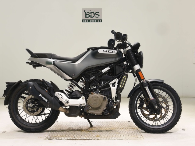 Husqvarna SVARTPILEN 401