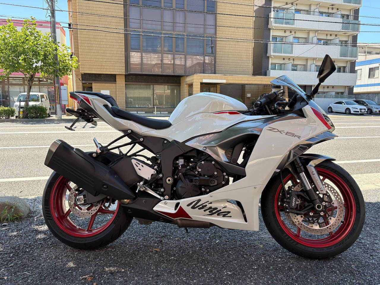 0003] Kawasaki NINJA ZX-6R - ZX636J-028***