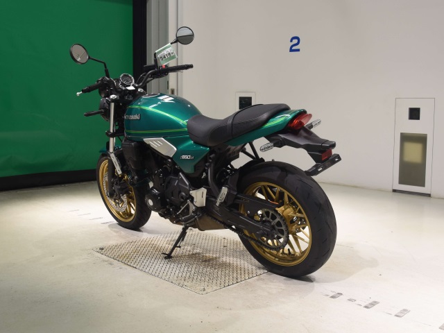 Kawasaki Z650RS — фото 6