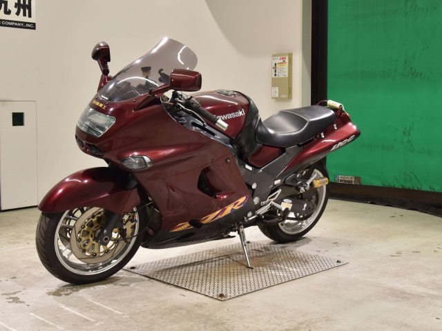 Kawasaki ZZ-R1100 — фото 4