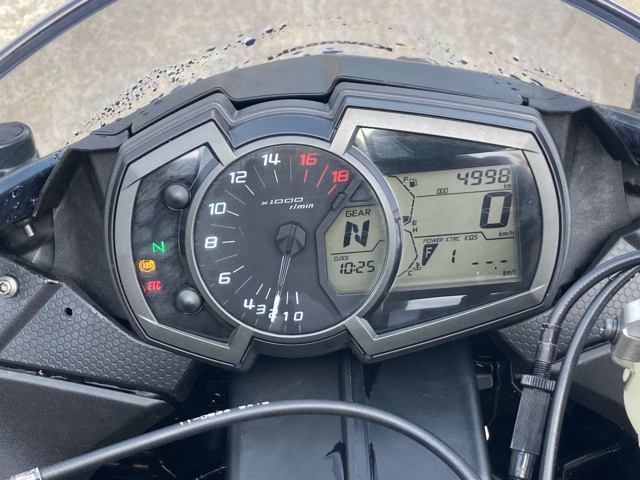 0311] Kawasaki NINJA ZX-6R - ZX636G-004137