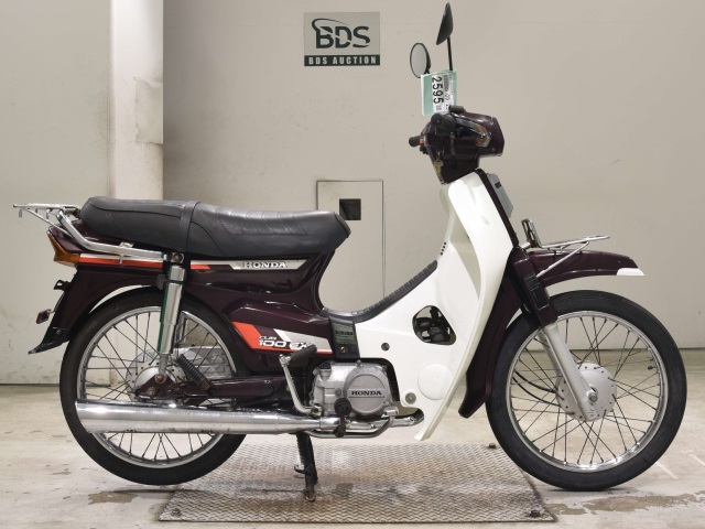 Honda C100