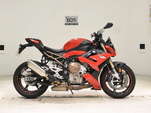 BMW S1000R