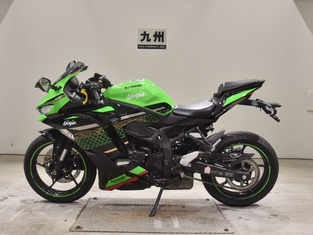 Kawasaki NINJA ZX-25R — фото 2