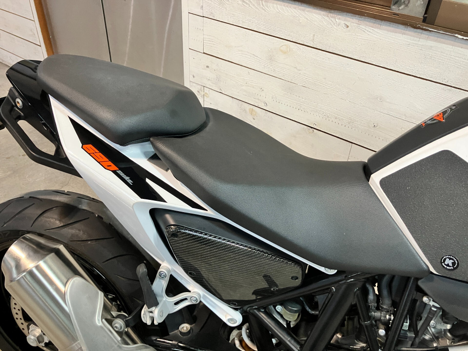 KTM 690 DUKE — фото 4