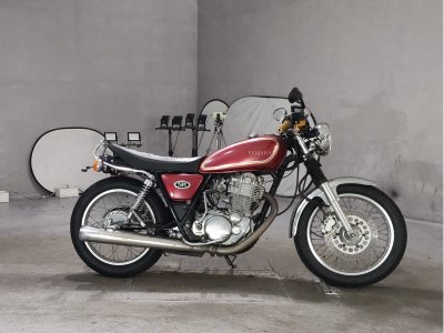 Yamaha SR 400