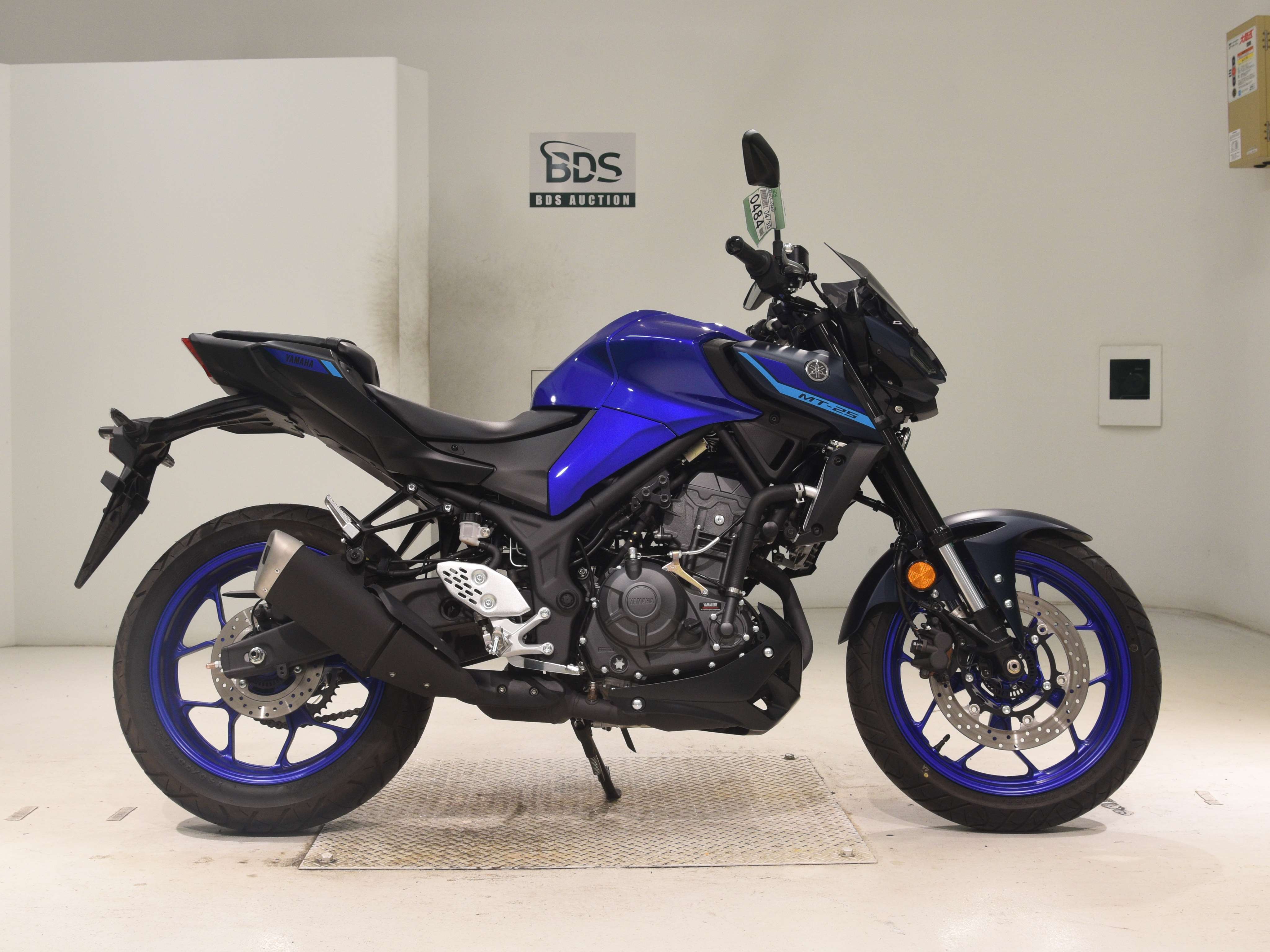 Yamaha MT-25