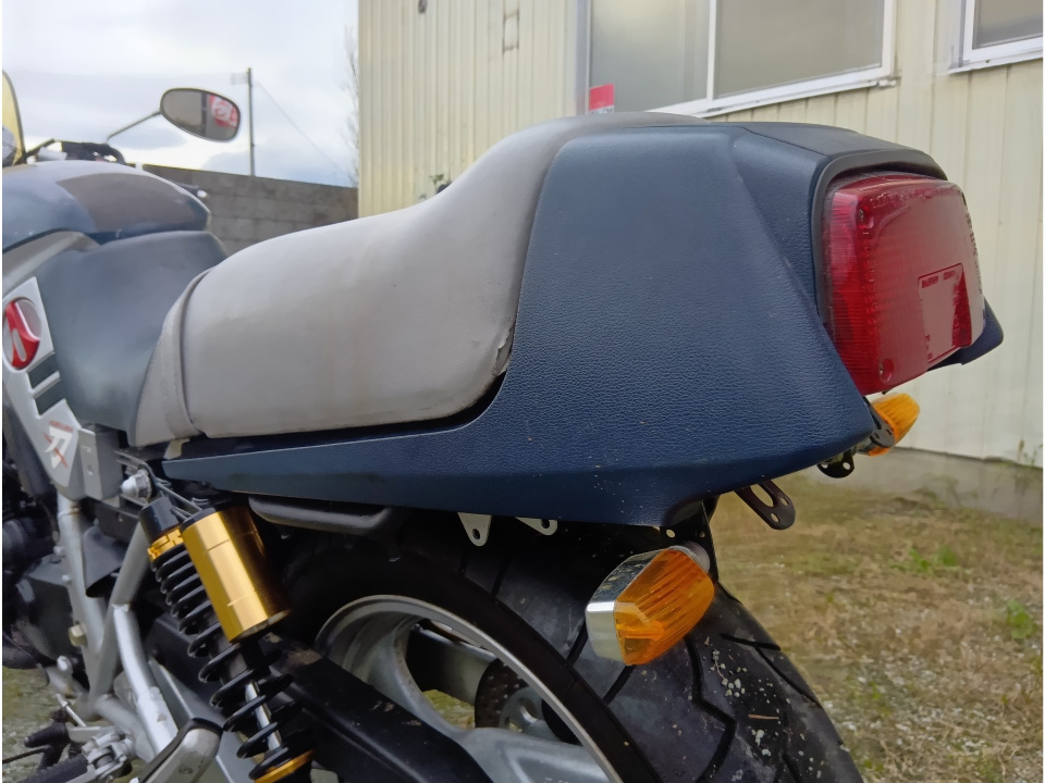 Suzuki GSX250S KATANA — фото 23