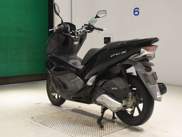Honda PCX125-3 — фото 6
