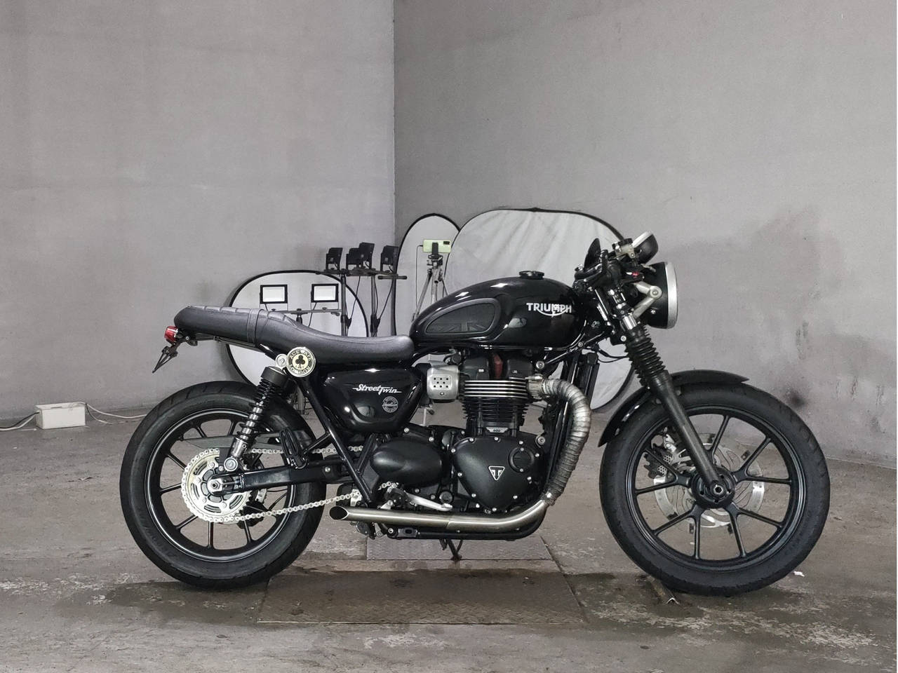 Triumph STREET TWIN 900, zdjęcie 1