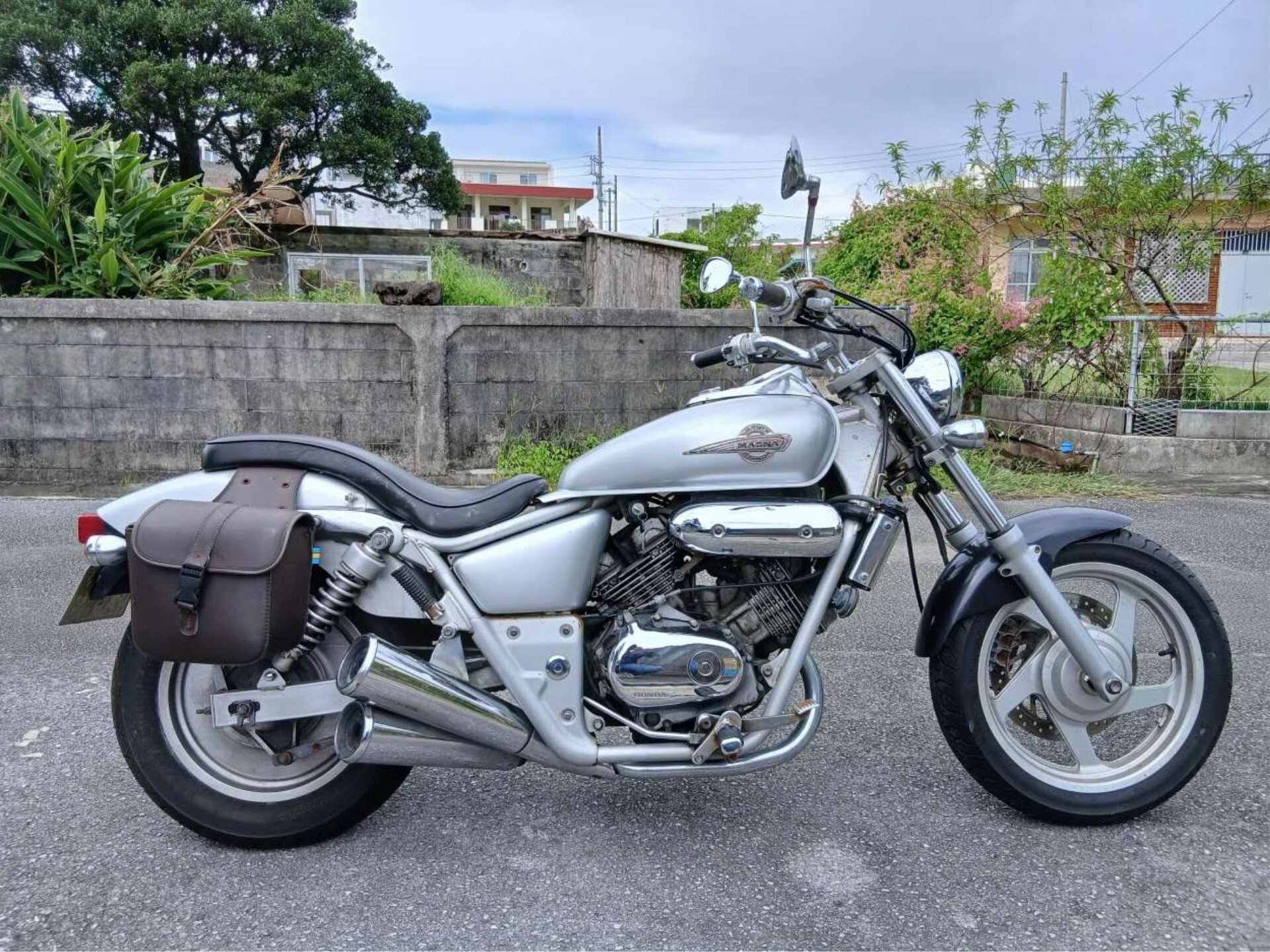 Honda MAGNA250