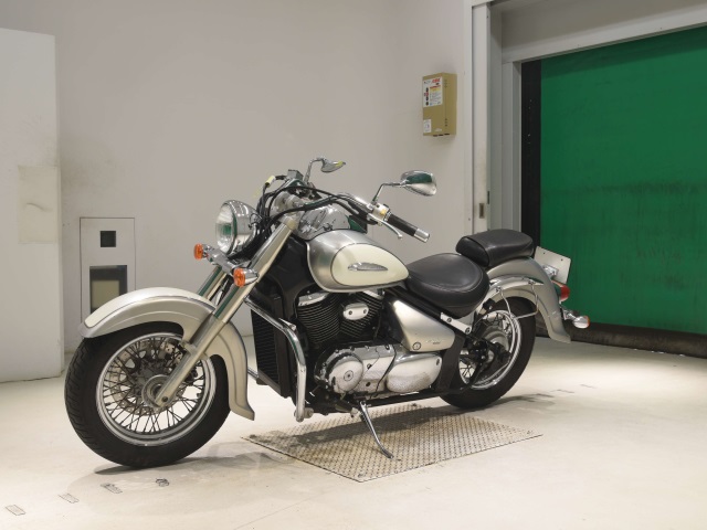 Suzuki INTRUDER 400 CLASSIC — фото 4
