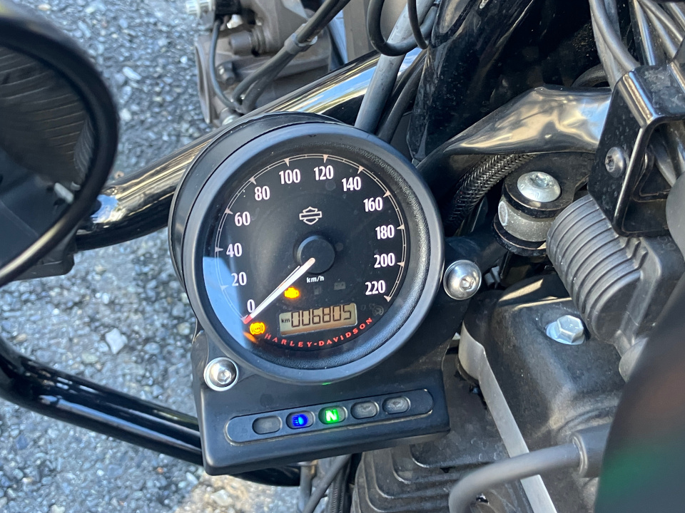 HD SPORTSTER IRON XL883N — фото 3