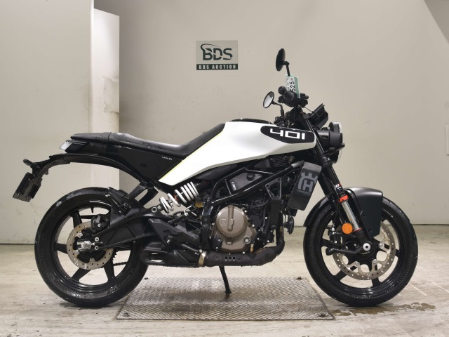 Husqvarna SVARTPILEN 401